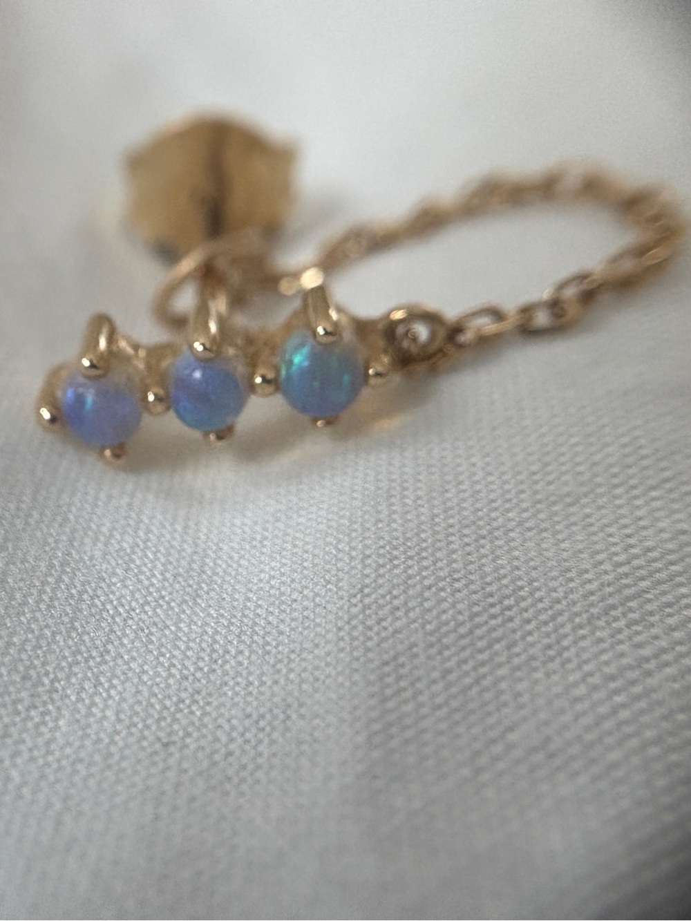mejuri single trio opal chain stud 14k yellow gold (single earring) - Picture 5 of 14